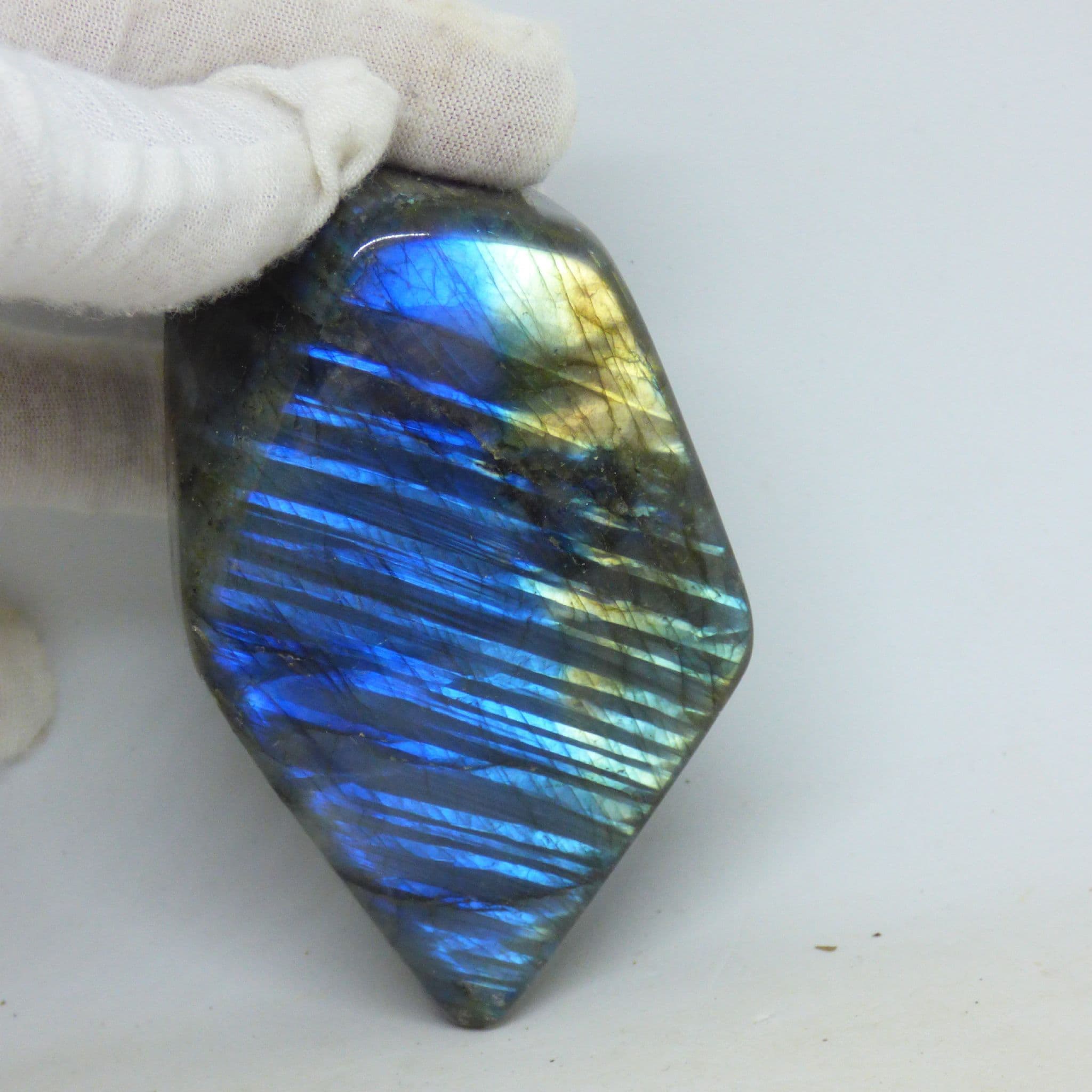 Labradorite Freeform Crystal from Madagascar 240 gm 8.4 x 5.2 x 3.4 cm