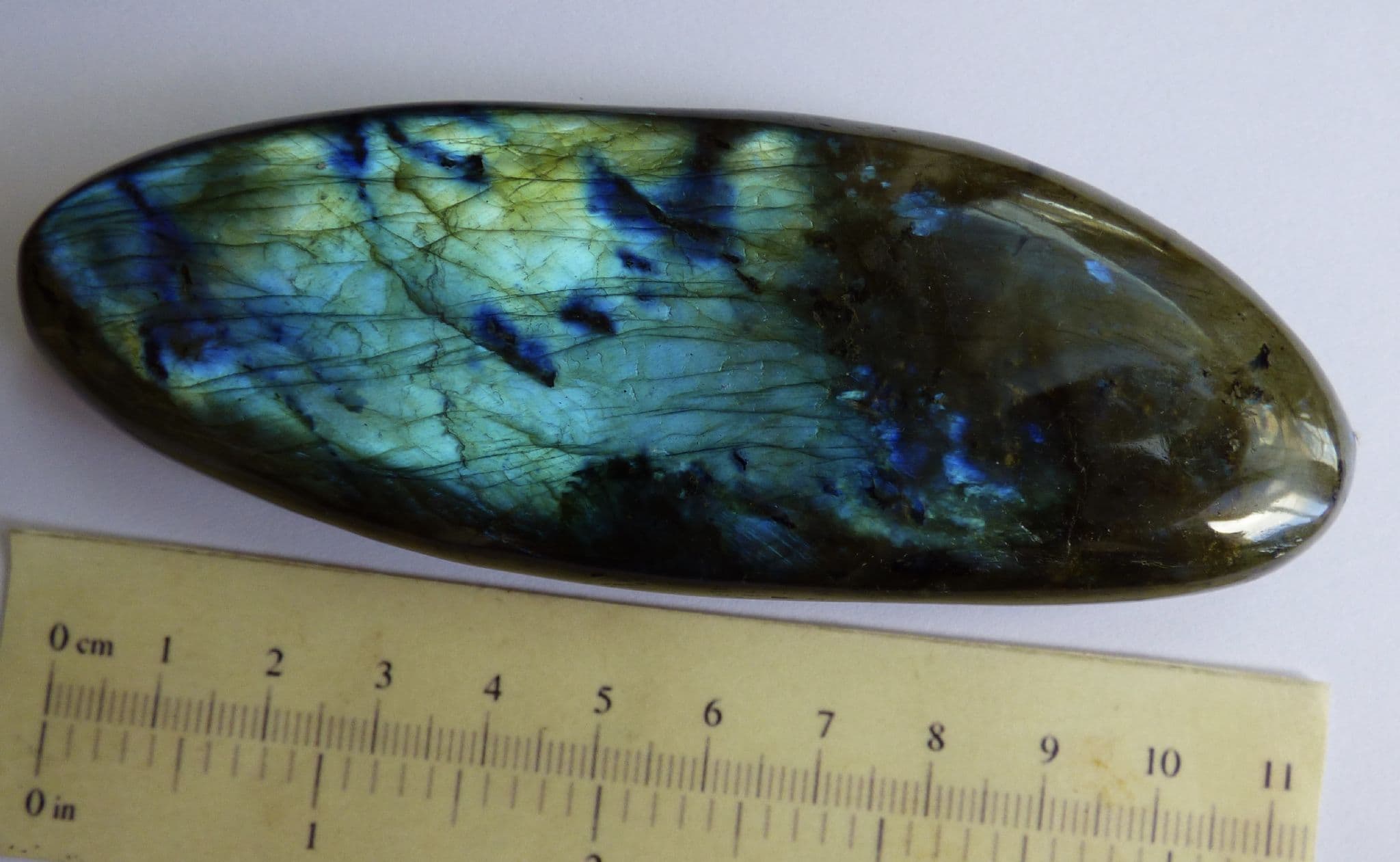 Labradorite Polished  Gemstone  11.4 x 4.2 x 1.6 cm 128 gms