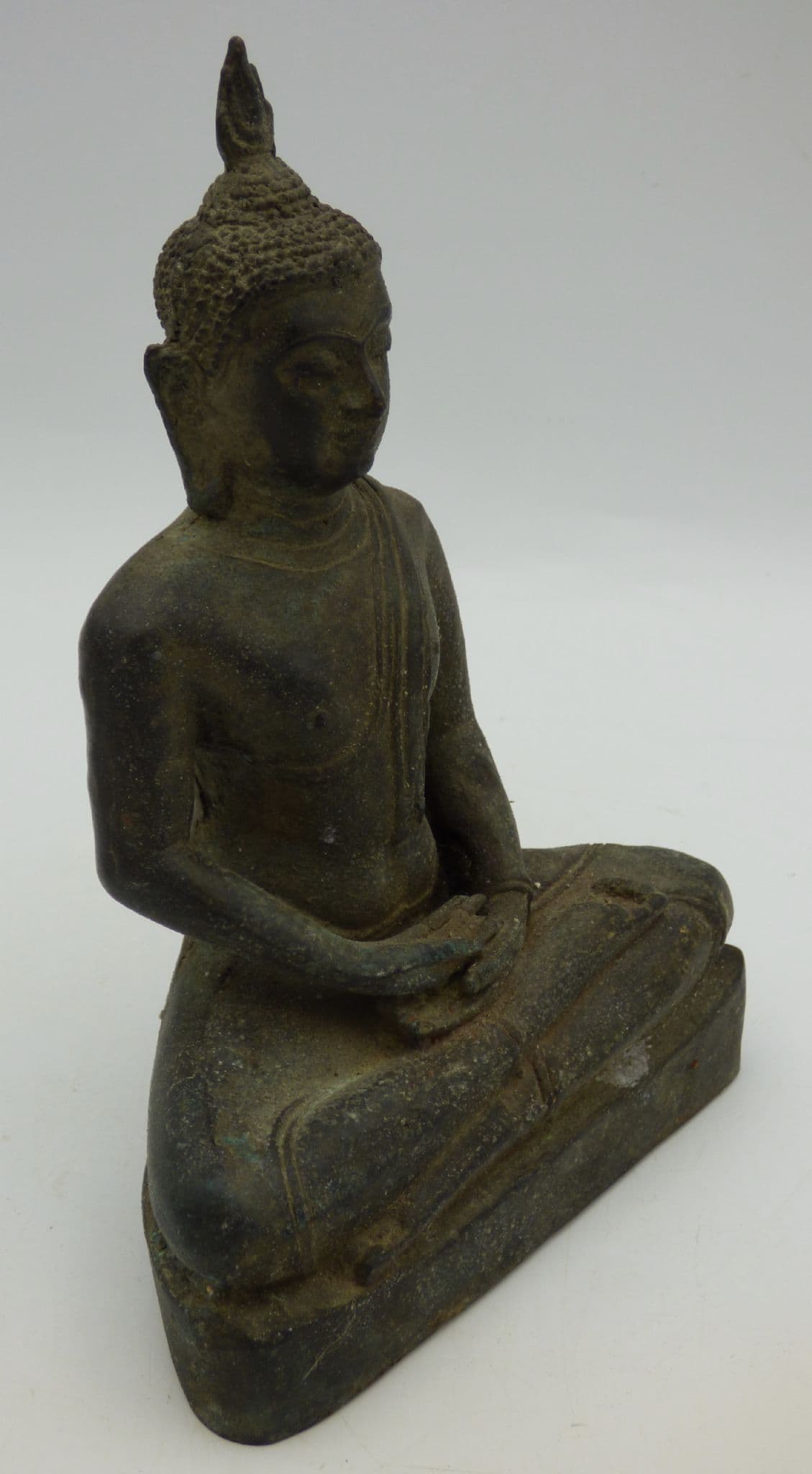 Thai Style Bronze  Buddha Statue 17 x 11 cm